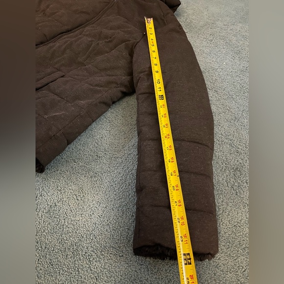 No Boundaries Fur reversible hoodie - Picture 5 of 6